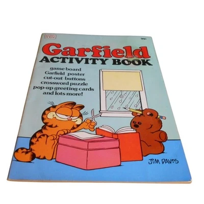 Vintage 1982 Garfield Activity Book by Jim Davis & Jim Razzi Happy House READ Foto 1 de 4