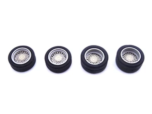 ALEZAN MODELS . ZUBEHÖR 1/43.  4 RÄDER VORNE/HINTEN. BBS . ZENTRALMUTTER - Bild 1 von 17