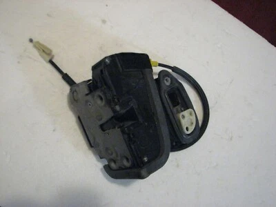 Actuador de cierre de cerradura de puerta de pasajero derecho delantero Cadillac XTS 13 14 15 16 17 18 19 Foto 1 de 3