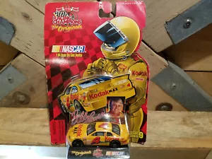 1999 Racing Champions Inc. Bobby Hamilton NASCAR 1:64 Diecast NIB - Swanky Barn - Bild 1 von 12