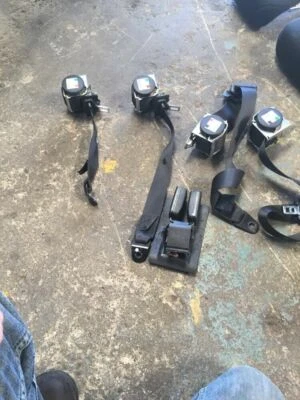 Mini Cooper 2005 cinturones de seguridad delanteros y traseros negros retractor OEM Foto 1 de 4