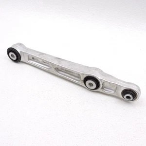 Faro antiniebla curvo delantero derecho pasajero Rivian R1T R1S 2022-2024 -28-G-R - Imagen 1 de 3