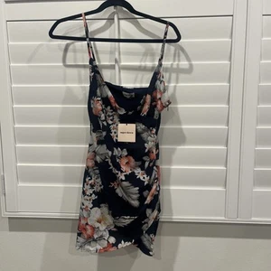 Superdown Revolve Dahlia Wrap Mini Dress in Navy Tropical Floral Women’s Size S - Bild 1 von 8
