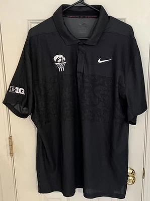 Polo de baloncesto Iowa Hawkeyes emitido por el equipo Nike TIGER WOODS negro XL Foto 1 de 4