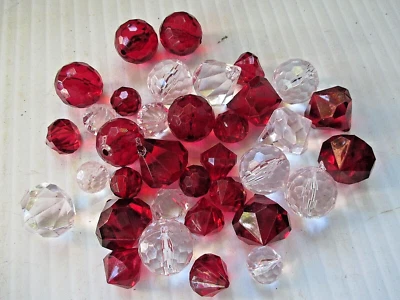 35 pcs. Red & Clear Acrylic Spheres Plastic Balls 1/2"  to  1" Diameter -crafts! - Image 1 of 4