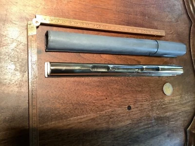 outils anciens,old tool,beau et grand niveau en laiton et son étui en zinc... - Photo 1/4