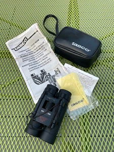 TASCO COMPACT ROOF PRISM 10X25 Coated Optics 288FT/1000YDS 96M/1000M BINOCULARS - Picture 1 of 21