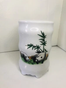 Vintage Porzellan 80er Jahre weiße Vase mit Pandas 5,5" H Bambus Porzellan - Bild 1 von 6