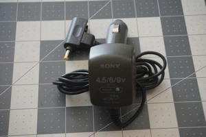 Sony DCC-E25CP Car Battery Charger Adaptor DC Input 12/24V Output 4.5/6/9V 800mA - Picture 1 of 5