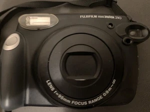 Fujifilm Instax 210 Instant Film Camera - Imagen 1 de 8