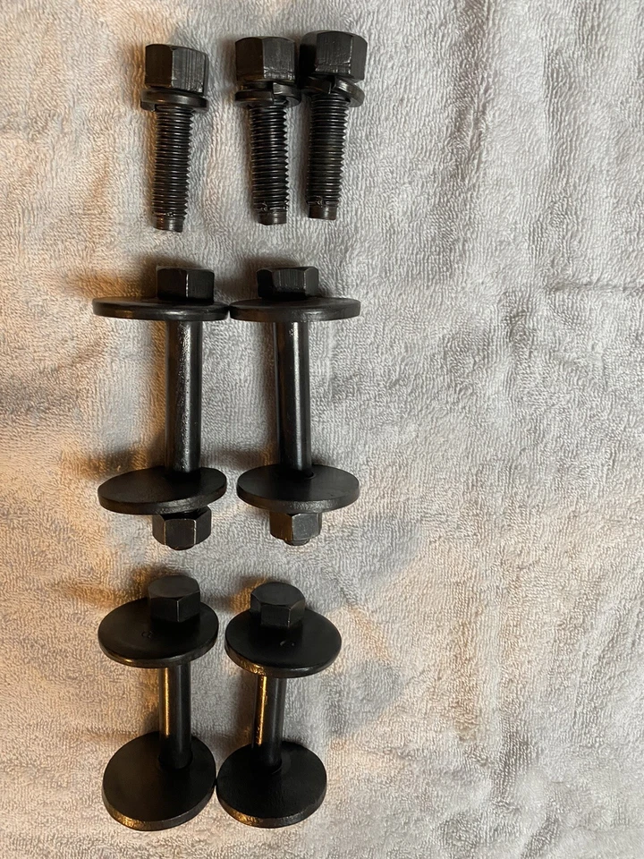 MOPAR E-BODY 1970-74 E-Body 74 BARRACUDA upper control+ arm steering box bolts ! - Image 1 of 4