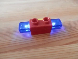 Lego Duplo Sirenenlicht  für Polizei Feuerwehr in Rot mit Baulicht - Bild 1 von 3