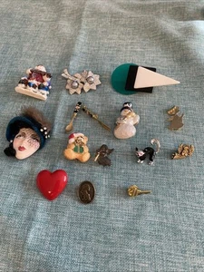 Vintage Age Mixed LOT (15) Brooches - Picture 1 of 4