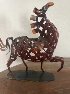 Metal Weaving Horse Modern Sculpture Home Decoration Furnishing Handicrafts Gift - Picture 1 of 4