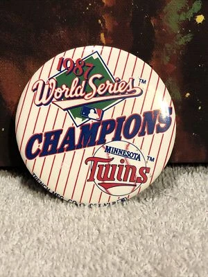 Vintage Trench MFG. MLB Minnesota Twins 1987 World Champions pin 3" - Image 1 of 3