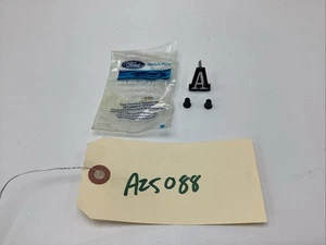NOS! 1980-1981 LINCOLN MARK VI TRUNK LETTERS "A" EMBLEM ORNAMENT, E0LY-6640282-Z - Picture 1 of 5