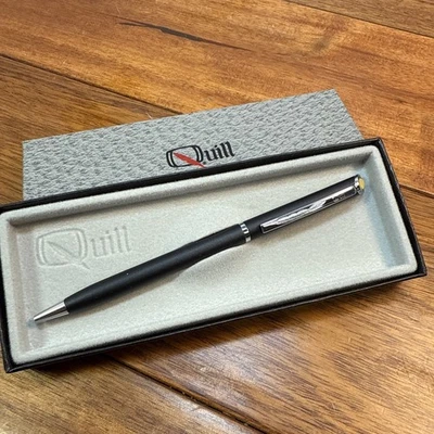 Conjunto de caneta esferográfica vintage Quill logotipo preto Aristech NOVO - Imagem 1 de 4