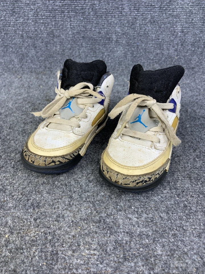 Zapatos para niños pequeños Nike Air Jordan talla 8c 317701-102 Spizikes Foto 1 de 4