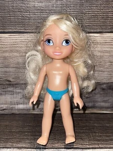 DISNEY FROZEN PRINCESS QUEEN ELSA DOLL 6" PETITE DOLL FIGURE TOY - Picture 1 of 5