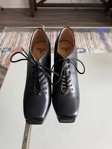 New Womens John Fluevog Queen of Prussia Ludovika Heel Balmoral 7 - Picture 1 of 4