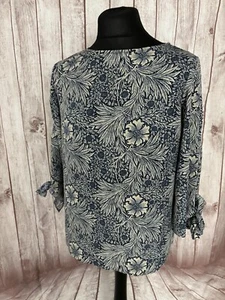 H&M Morris & Co Floral Blouse Top Oversized Relaxed Fit Size 10 EU42 Blue White - Picture 1 of 18