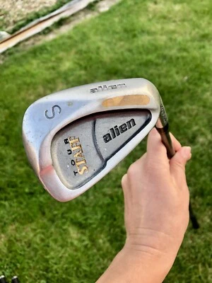 Alien Tour Staff Sand Wedge SW Graphite Shaft Right Handed Firm Flex - Image 1 of 4