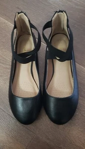Dream Pairs Girl's Black Ballet Style Shoes Size 6.5 - Picture 1 of 6