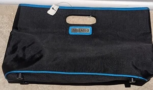 Bolso de Mano Bellagio Negro con Borde Turquesa e Interior. 17"X11". - Imagen 1 de 9