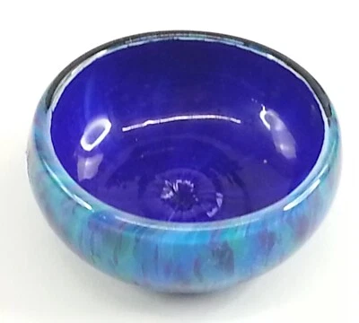 Tigela de prato pequena azul arte vidro assinada 3 polegadas - Imagem 1 de 4