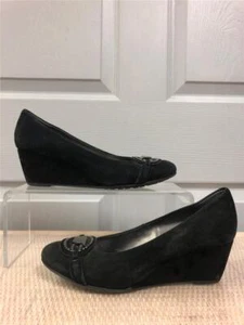 Geox Respira Black Suede Heels sz 6M TCA - Picture 1 of 8