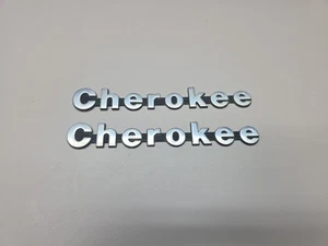 84-96 Jeep Cherokee XJ Fender Emblem Set Emblems Badge PAIR - Bild 1 von 4