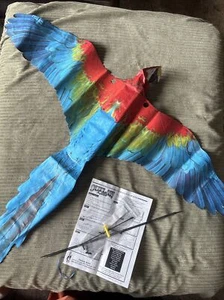 OUTLAW DECOY MACAW PARROT WINDSOCK REALISTIC 3D DECOY KITE 🇺🇸 USA MADE 🇺🇸 - Picture 1 of 5