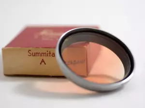 LEICA LEITZ 36MM SUMMITAR YELLOW CAMERA LENS FILTER WITH LEICA BOX - Picture 1 of 4