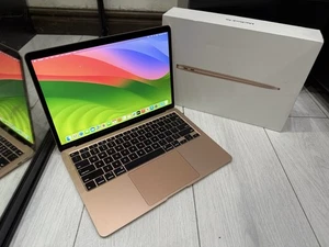 Apple MacBook Air Retina 13.3" 2020 - 1TB SSD 16GB Ram 1.2GHz Core i7 - Gold - Picture 1 of 18