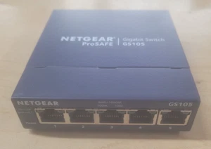 NETGEAR ProSAFE GS105 Gigabit Switch GS105v5 - Picture 1 of 3