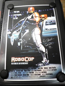 ROBOCOP PRINT 24X36 PRINT BY M. BRYAN SIGNED BY PETER WELLER JSA AUTHENTICATED - Picture 1 of 4