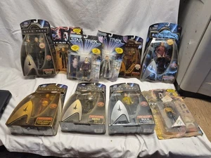 Lot of 10 Star Trek Figurines Mix of Next Generation, Warp Collection UNOPENENED - Picture 1 of 11