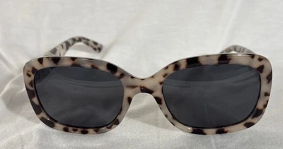 Costa Del Mar女式太阳镜豹纹偏光灰色 — 第 1/4 张图片