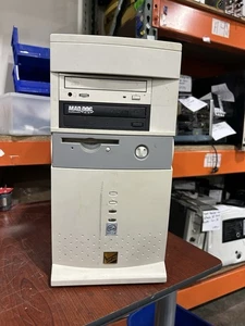 Vintage Beige Tower ATX Computer Case for Retro PC/Sleeper - Afbeelding 1 van 6