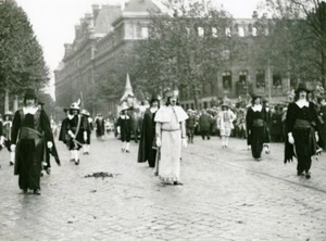 Frankreich Lille Historische Parade Maitres Drapiers de Roubaix altes Foto 1932 - Bild 1 von 3