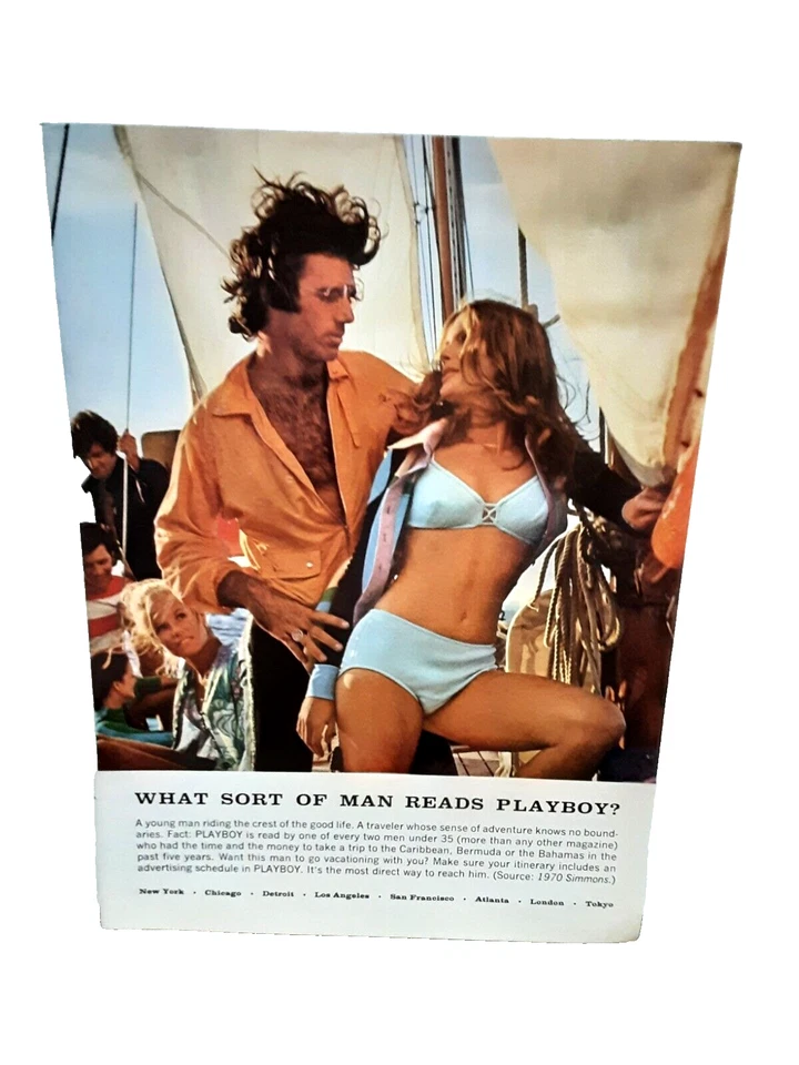 What Sort Of Man Reads Playboy Woman 1971 en bikini azul anuncio impreso original años 70 Foto 1 de 1
