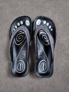 AEROSOFT Sandals Women's 6 Gliteratti Black Flip Flop Comfort Shoes Sparkle 