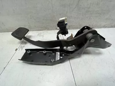 Land Rover LR2 SE 2008 conjunto de pedal de freno OEM+ Foto 1 de 4