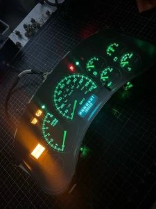 99-02 SILVERADO SIERRA TAHOE INSTRUMENT GAUGE CLUSTER SPEEDOMETER *MILES PROGRAM - Picture 1 of 1