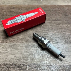 Honda 98059-55926 Zündkerze U16FER9 spark plug DENSO Außenbord Motoren BF15 D4 - Picture 1 of 3