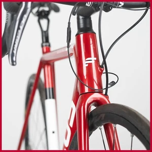 NOS FOCUS IZALCO MAX DISC ULTEGRA DI2 2018 11 SPEED SHIMANO ROAD RACING BIKE OLD - Picture 1 of 24