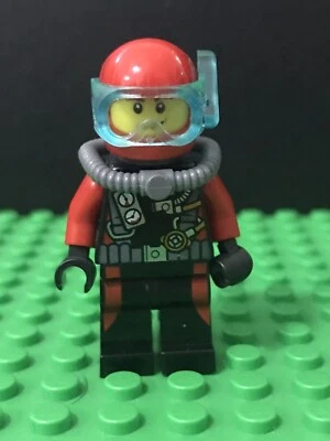 lego deep sea explorer mini figure - Image 1 of 4