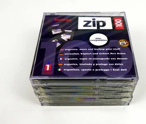 Neu Iomega ZIP 100 Diskette Disk Disc 100MB ovp versiegelt Original-Verpackung - Afbeelding 1 van 3