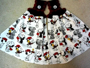 2 Double Crochet Premium Towels ~ SNOOPY HALLOWEEN - Picture 1 of 5