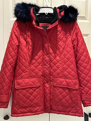 Tommy Hilfiger Mujer Abrigo Chaqueta Rojo Diamante Edredón Extraíble Imitación Piel Capucha MED Foto 1 de 4